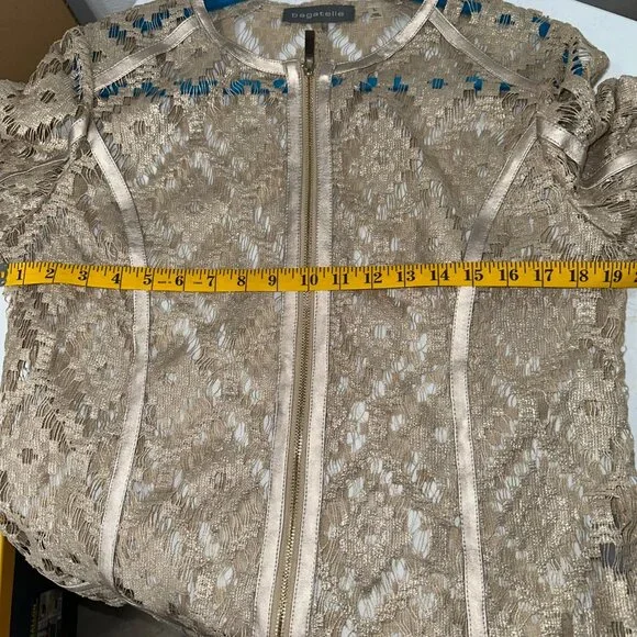 NWT Bagatelle Woman's Golden Metalli Lace Cut Out Zip Up Jacket 100% Poly - Picture 12 of 14